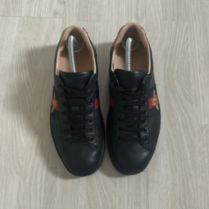 gucci skor lägg prisförslag - lägg prisförslag går med på nästan allt  