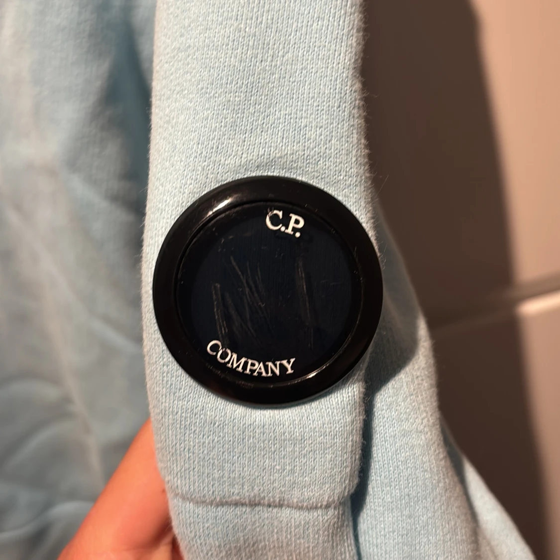 Ljusblå sweatshirt från C.P. Company - 2