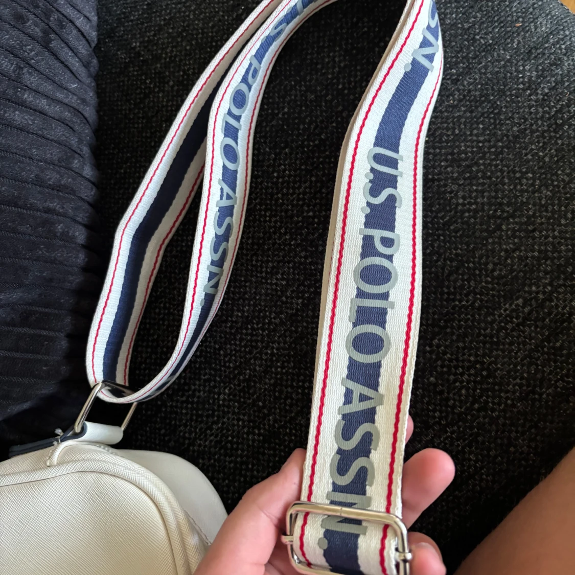 Vit axelväska från U.S. Polo Assn - 2