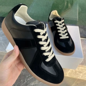 Maison Margeila  - Maison Margiela Gats helt nya 