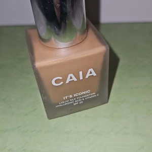 Caia foundation  - Nästan helt ny caia foundation i 3w bara testad 2 gånger. Kolla gärna in mina andra inlägg
