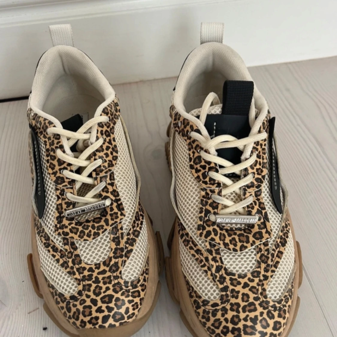 Nya Steve Madden Possession-e strl 6,5/37 - 1