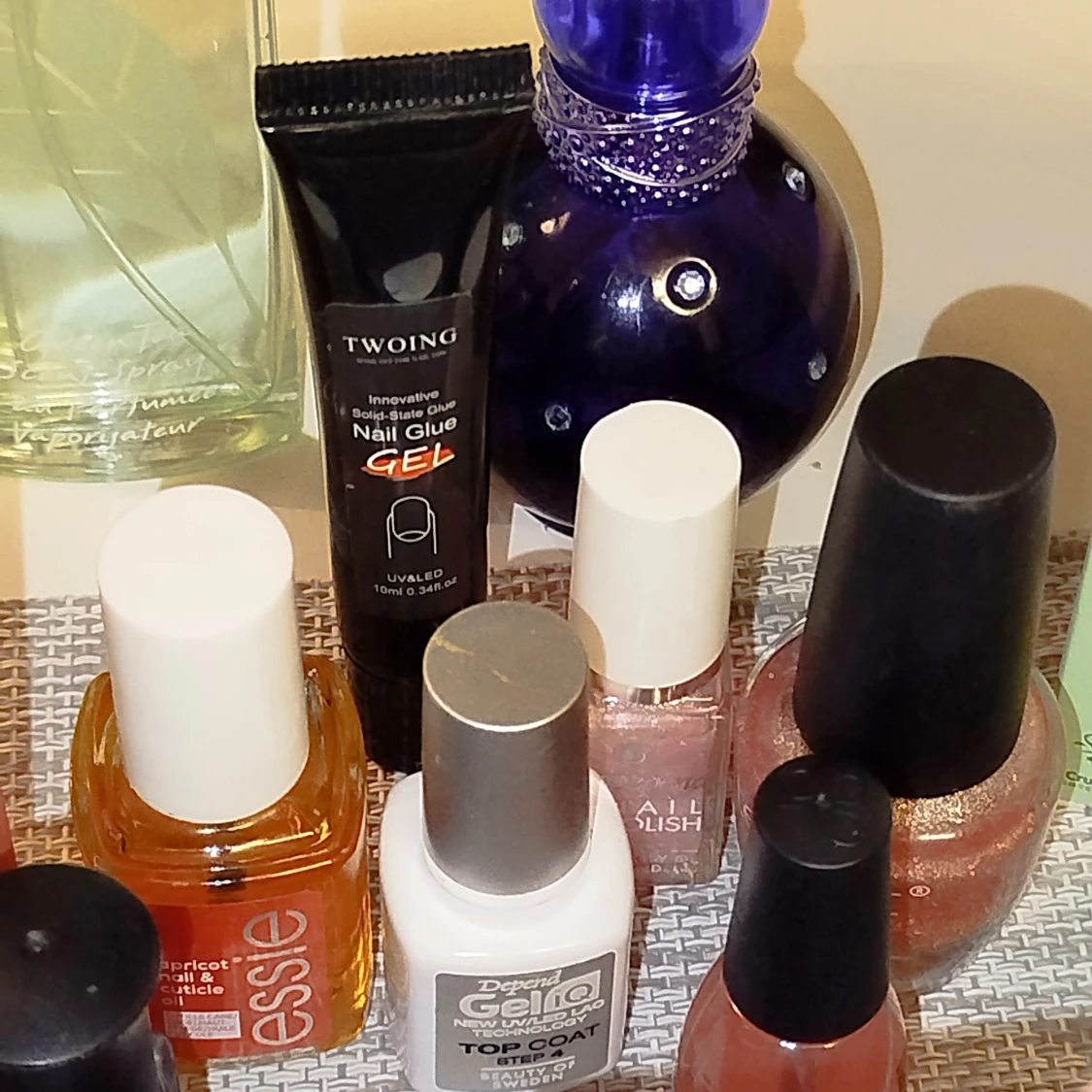 Stor samling av smink och skönhetsprodukter - 4