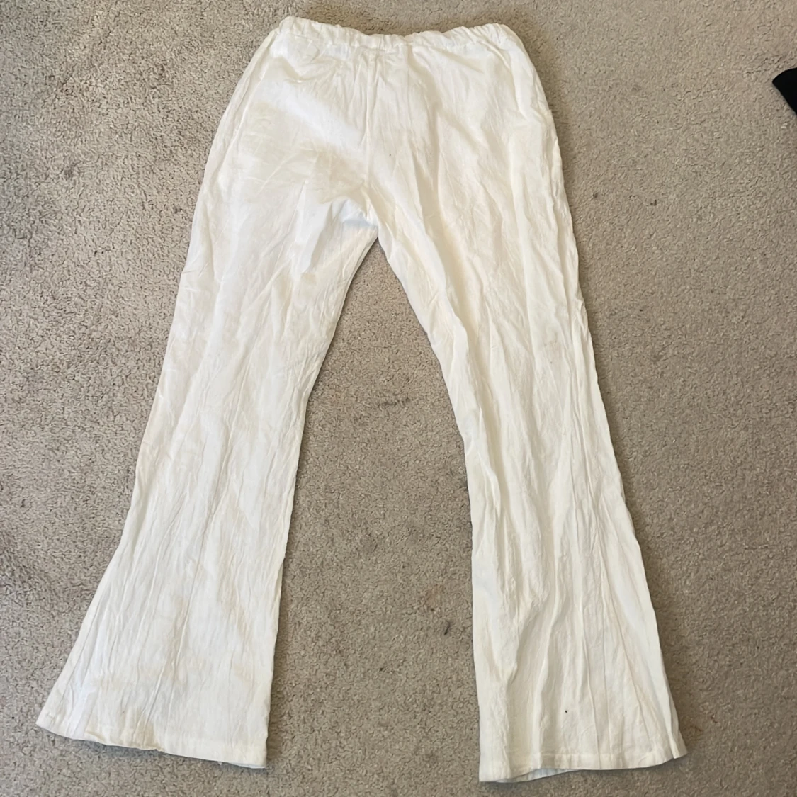 Vita linnebyxor från Design by Amor - 1