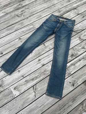 Nudie jeans  - Hej, nu säljer jag dom här riktigt feta nudie jeansen modelen är grim Tim . Stoleken är 29/32 och säljs för ett bra pris. Om du har några frågor är de bara att fråga på😉