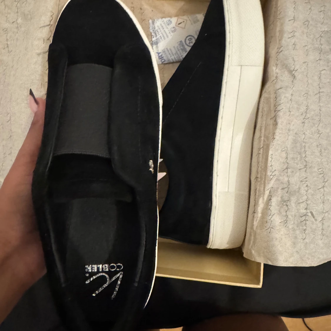 VC Cobler slip - on sneackers,  black size 39 - 4