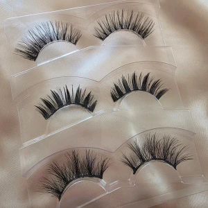 Eyelashes  - Three pieces 🥹