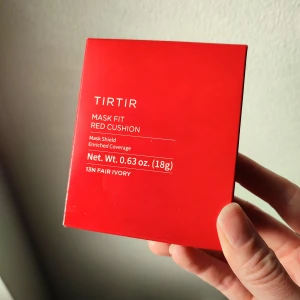 Ti Tir Cushion Foundation 13N - Cushion Foundation från Tir Tir. Nyansen är 13N. Helt ny, plomberad. Svår nyans att få tag på. Korean beauty. Den stora förpackningen, 18g.