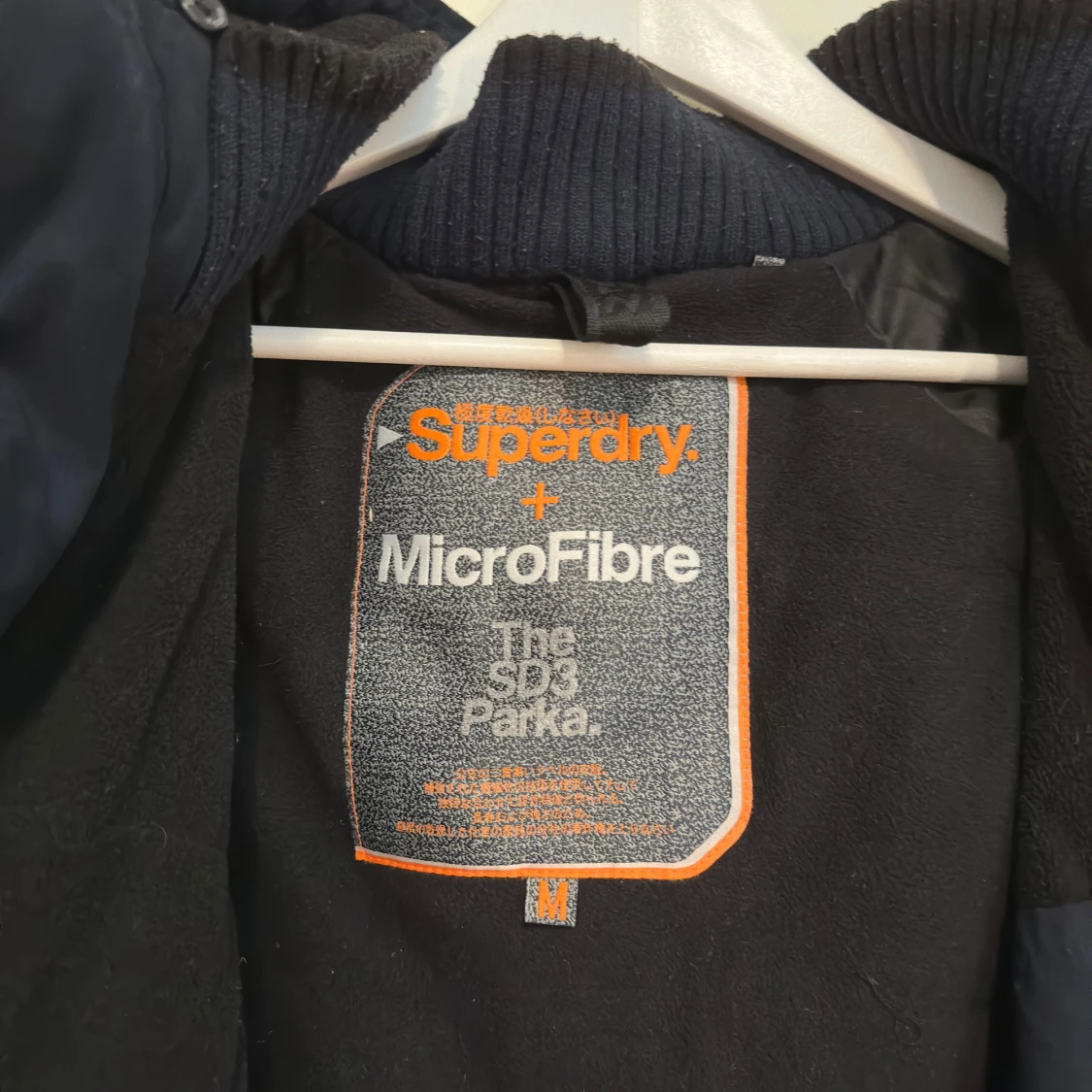Mörkblå parkajacka från Superdry - 1