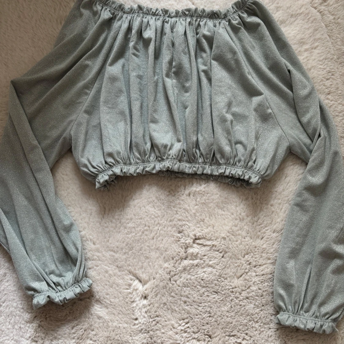 Grön blus med långa ärmar - 2