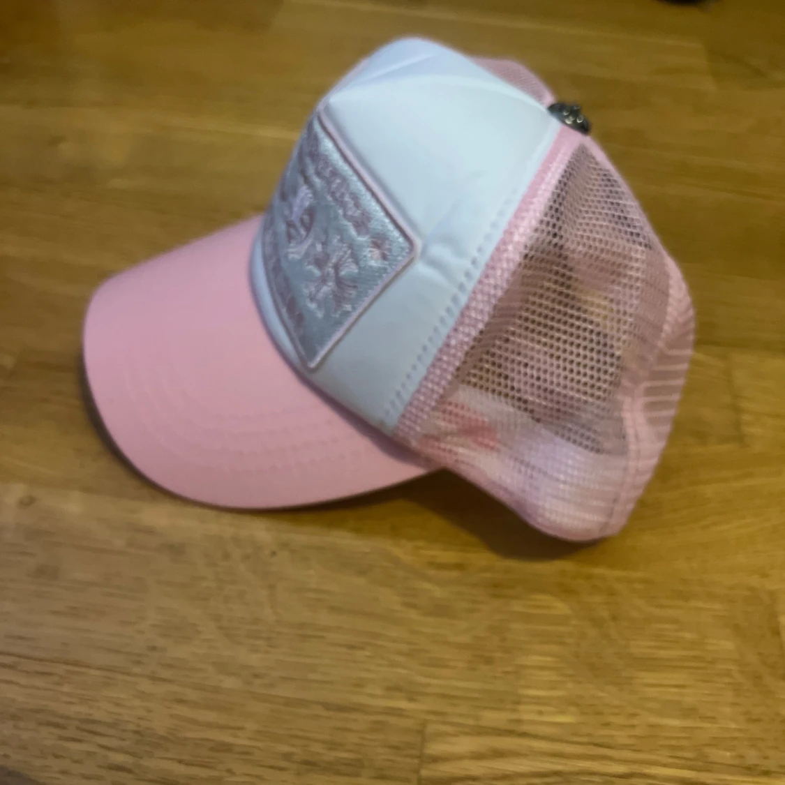 Chrome Hearts rosa vit keps - 4