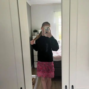 Volangkjol  - Fin volang kjol från bikbok💕