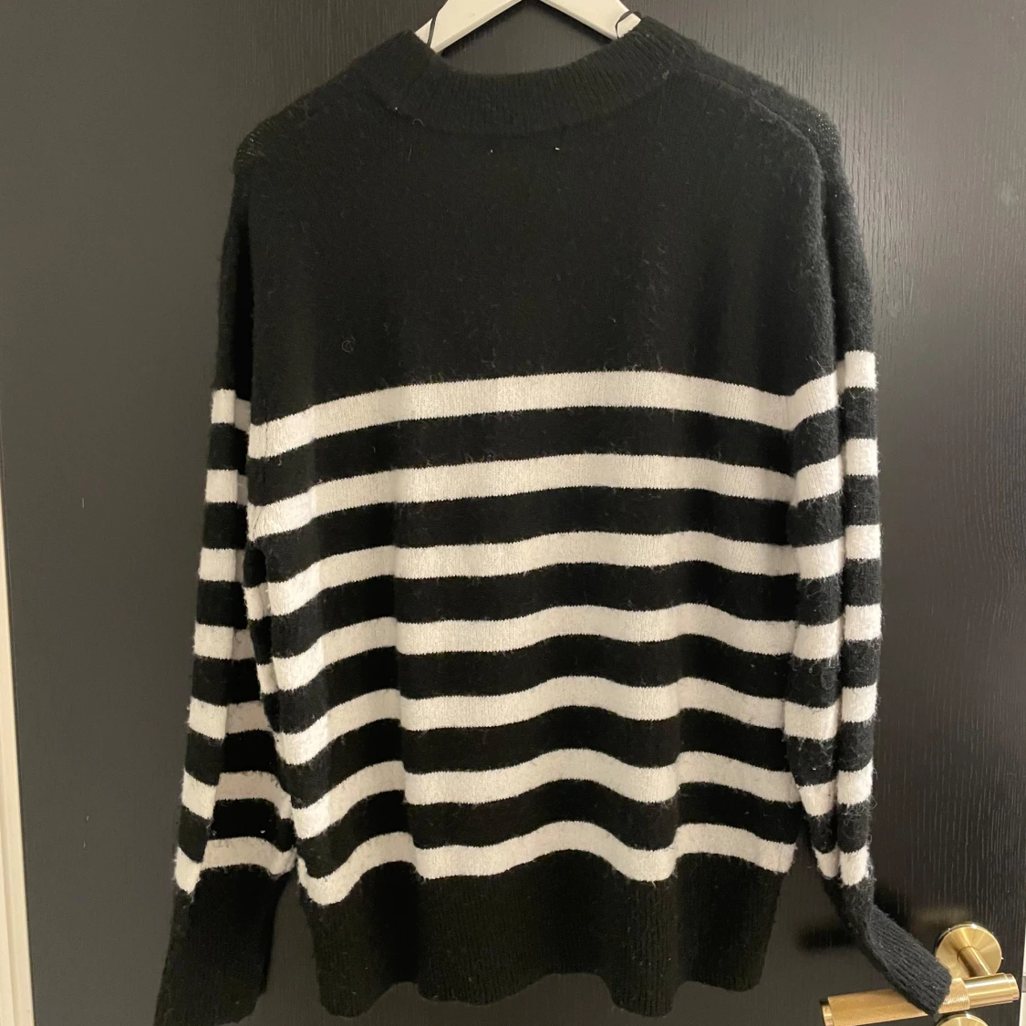 Svart och vit randig tröja från H&M - 2