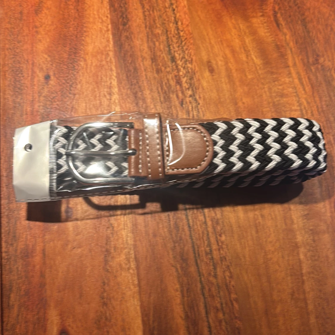 Svartvitt flätat bälte ⬜️⬛️