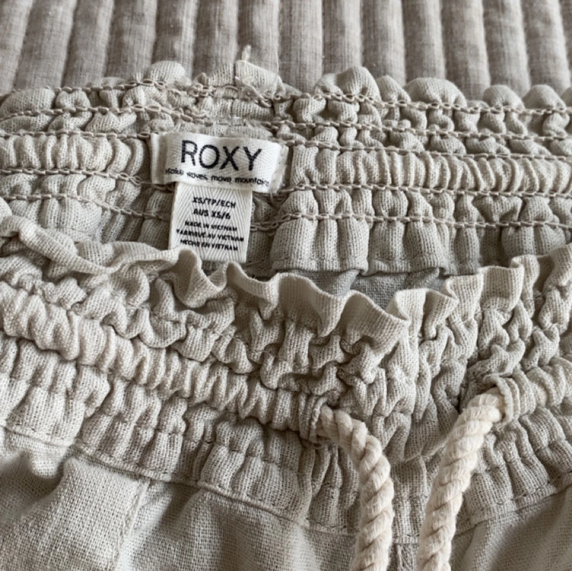 Beiga linnebyxor  från Roxy - 2