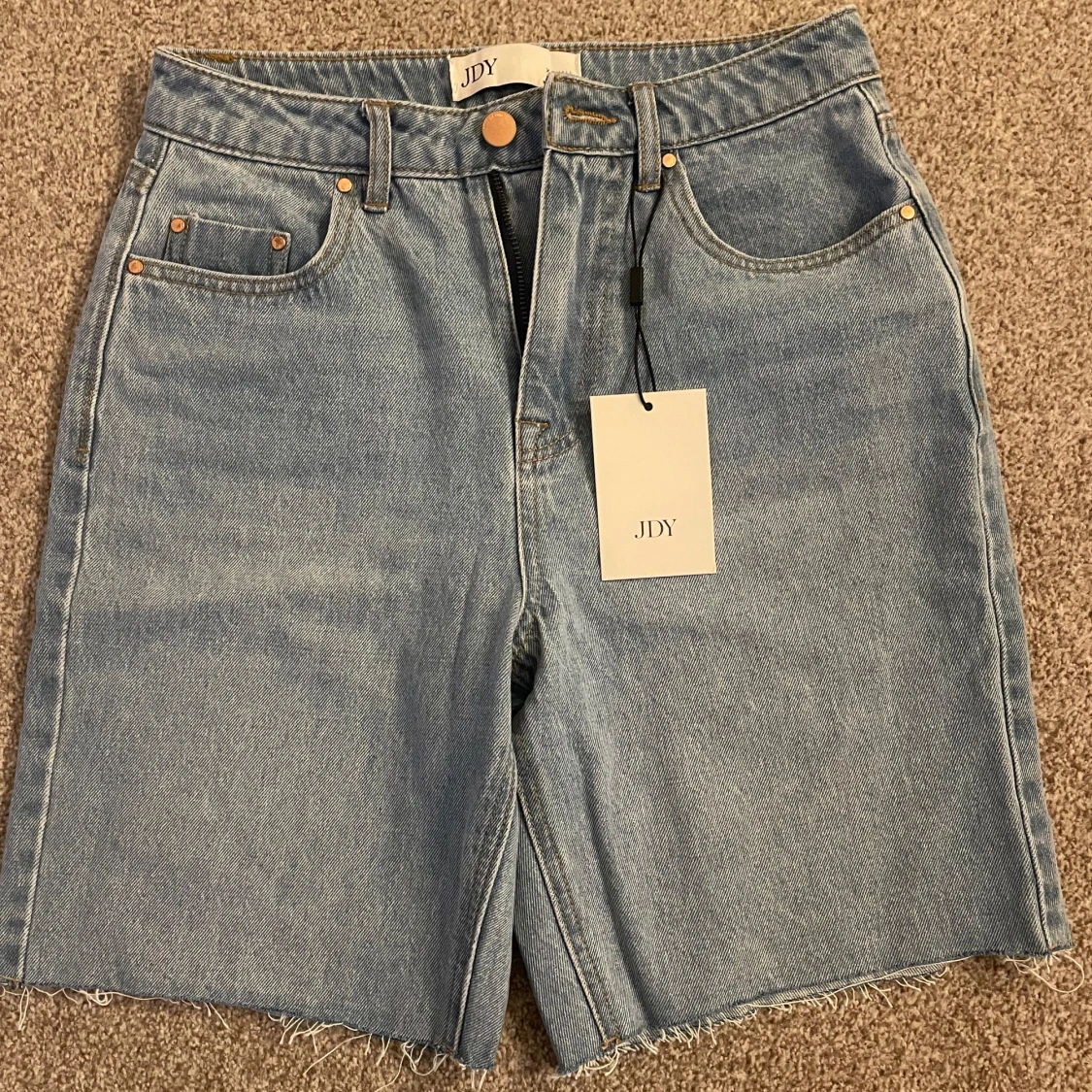 Ljusblå jeansshorts från JDY - 1