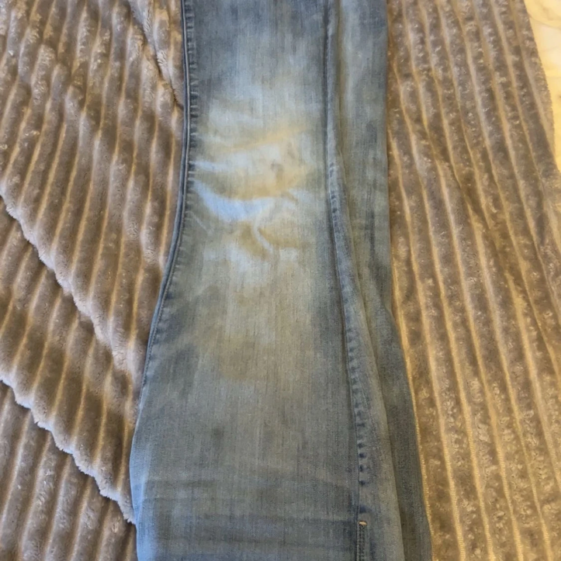 Lågmudjade boot cut jeans  - 1