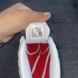 Nike Air Max Plus Tn svart/vit/röd - Helt nya utan låda, bestämde dom råka köpa för liten storlek 