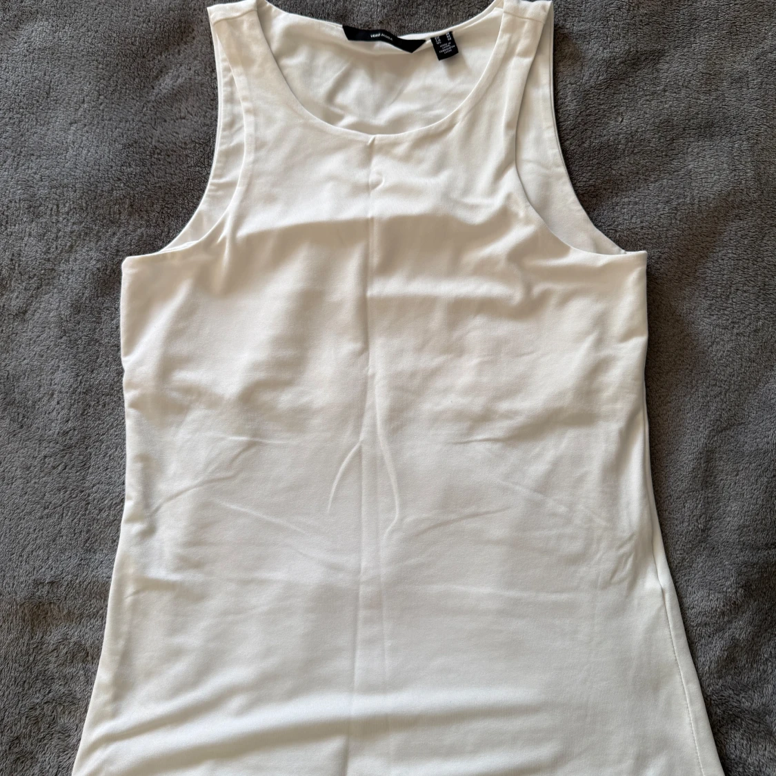 Vero Moda vit topp, storlek S. Nyskick