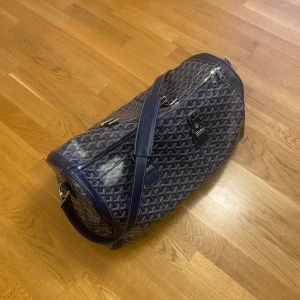 BILLIGT! - Måste ha Pengar snabbt så den första som köper får den