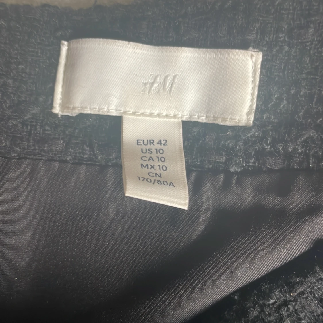 Svart kortkjol från H&M, stl 42 - 2