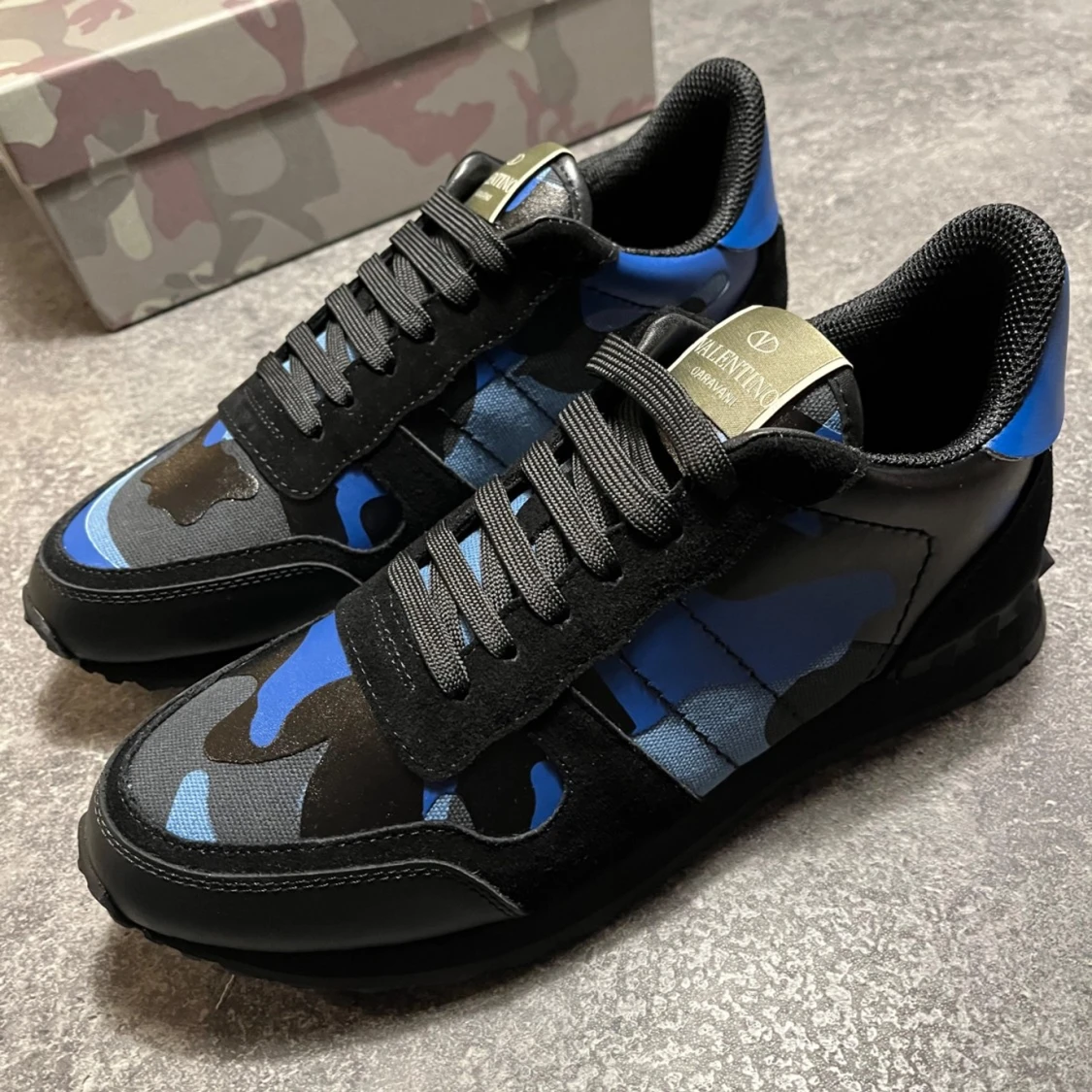 Valentino Rockrunner sneakers i blått och svart - 1