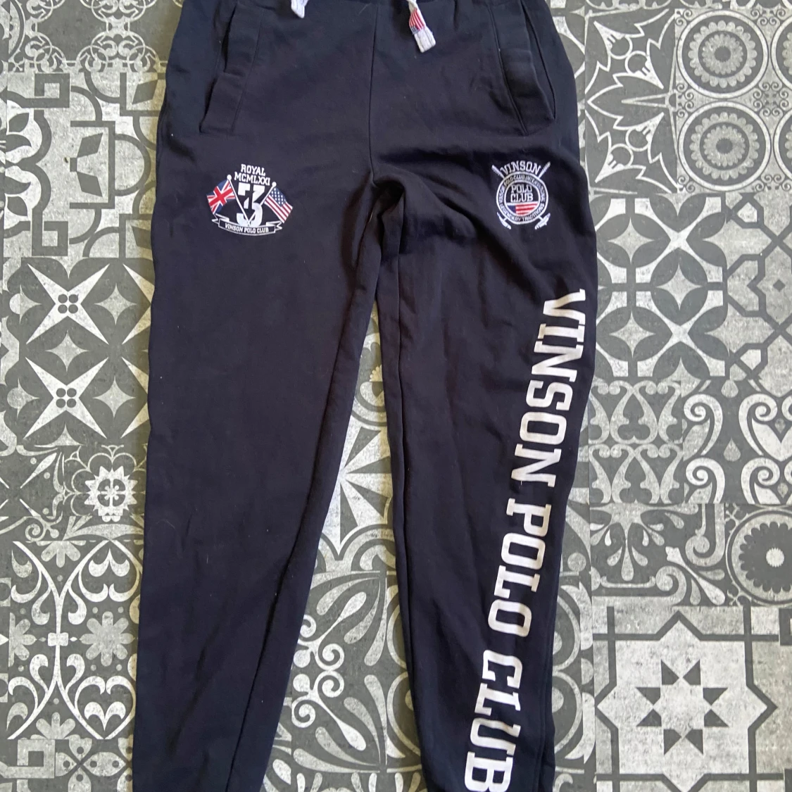 Svarta mjukisbyxor Vinson Polo Club