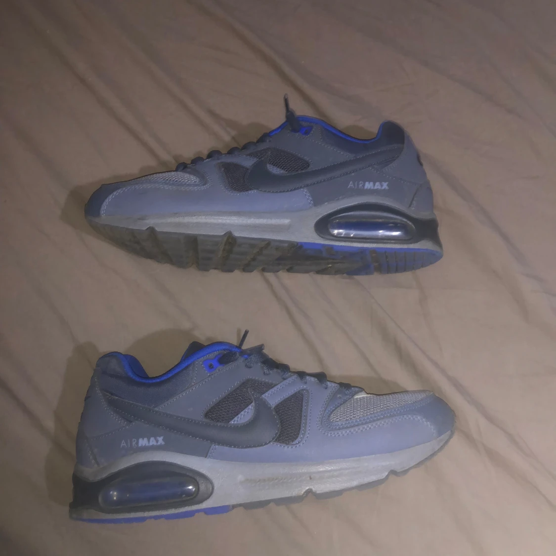 Nike Air Max sneakers i grå och blå - 1