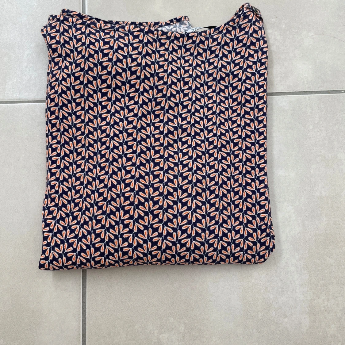 Söt blus från Esprit - 1