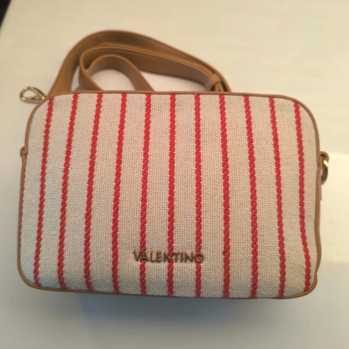 Randig axelväska från Valentino - 3