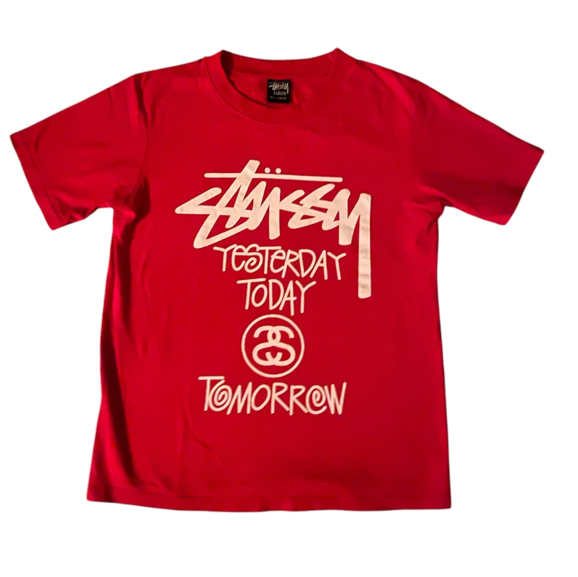 Röd t-shirt från Stüssy