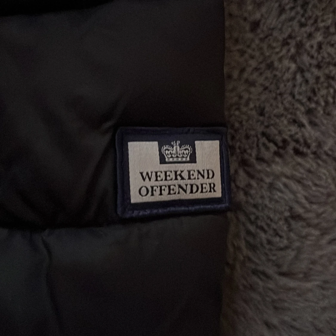 Svart pufferjacka från Weekend Offender - 1