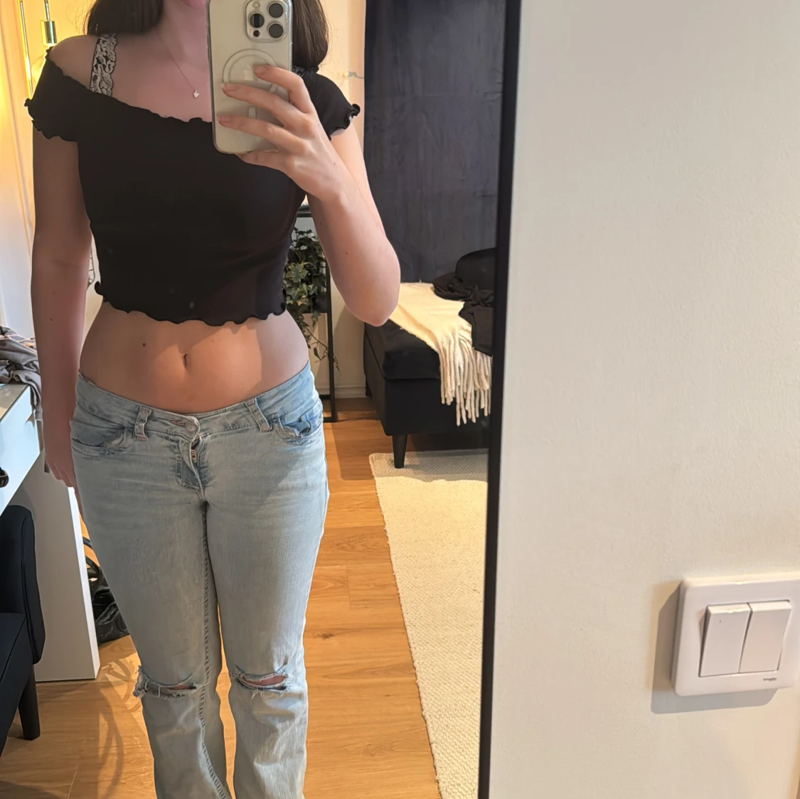 Svart croppad topp från H&M