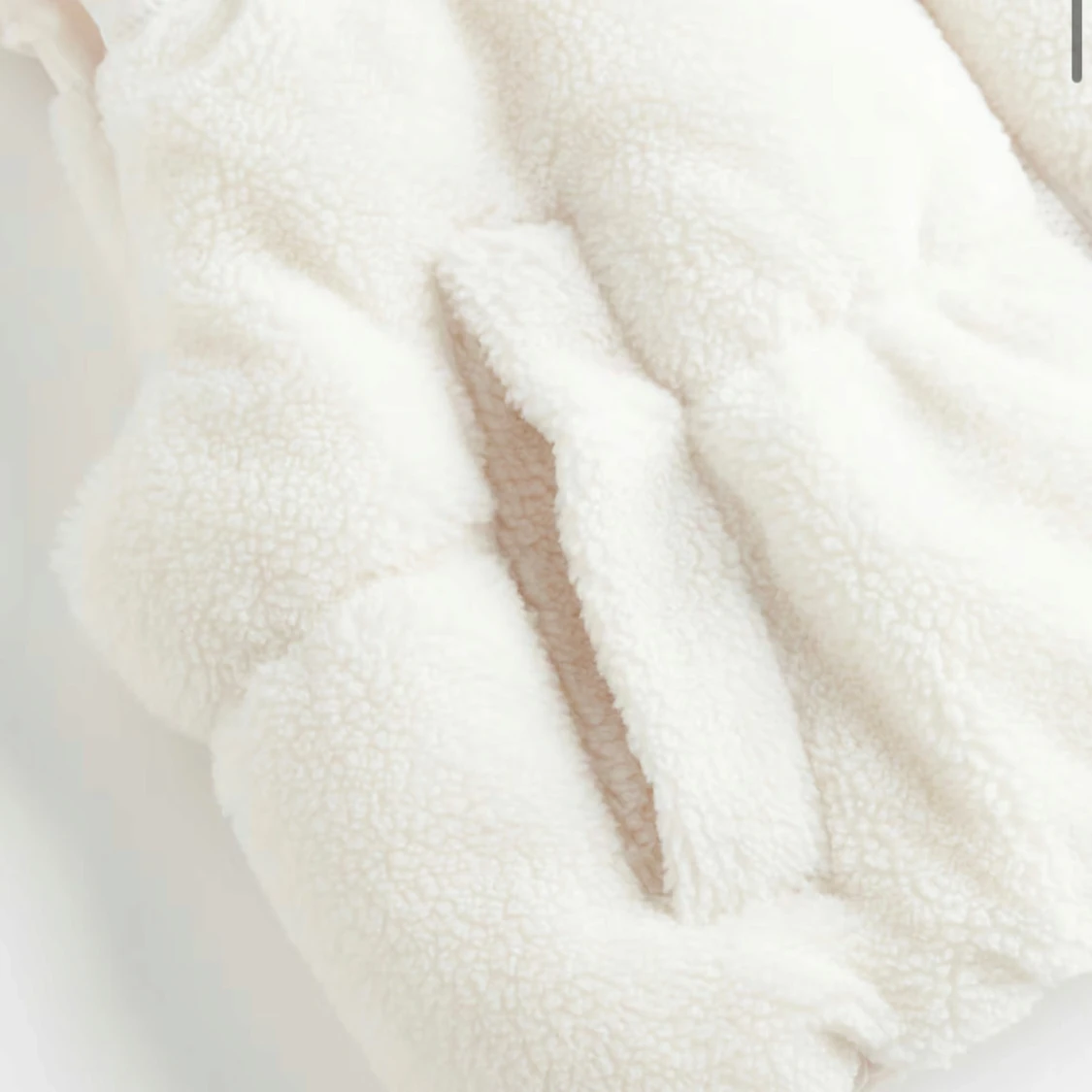 Vit pälsväst med dragkedja - 1