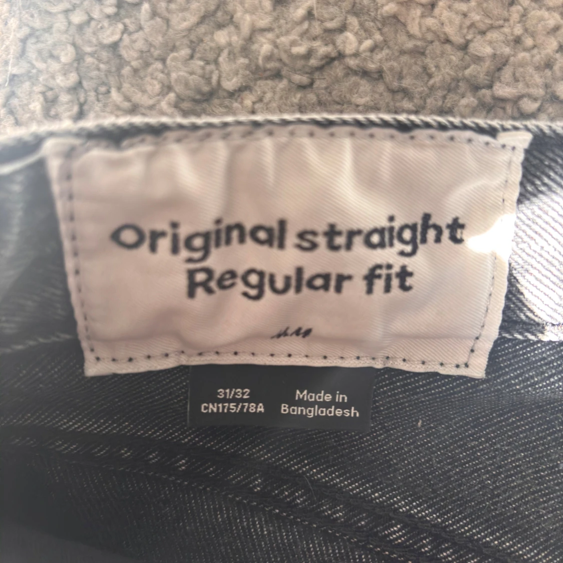 Grå jeansbyxor med rak passform - 2