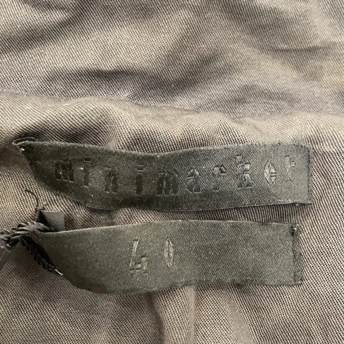 Svart trenchcoat från Minimarket - 2