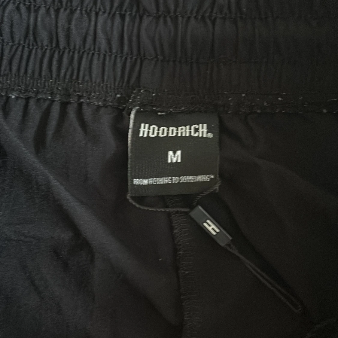 Svarta cargobyxor från Hoodrich - 2