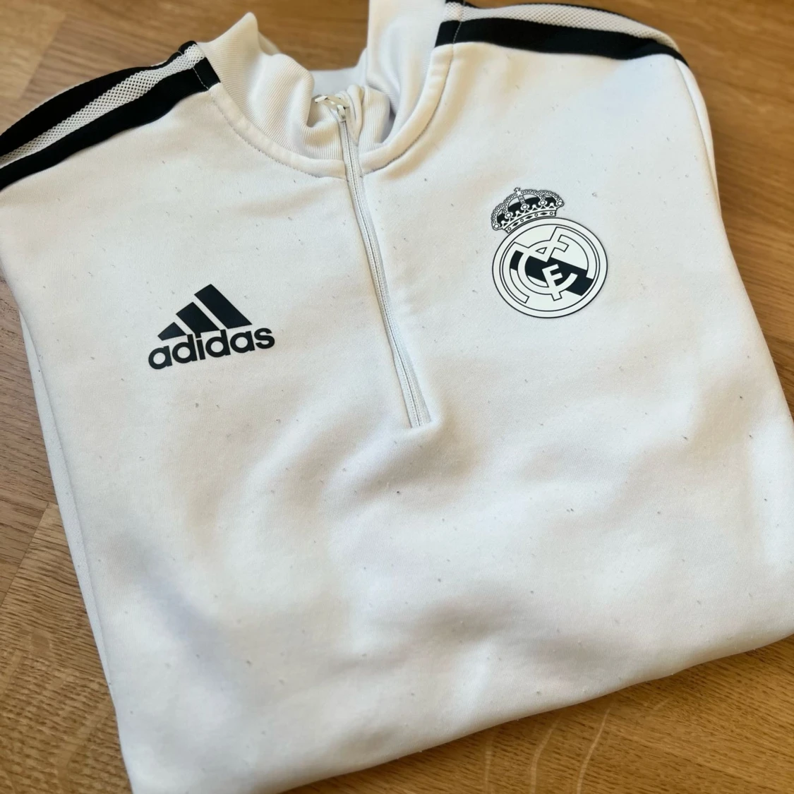 Vit långärmad träningströja från Adidas Real Madrid - 2