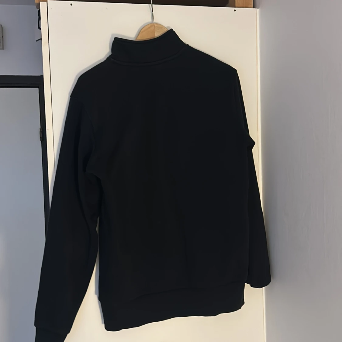 Svart halvzip-tröja från ONLY & SONS - 1