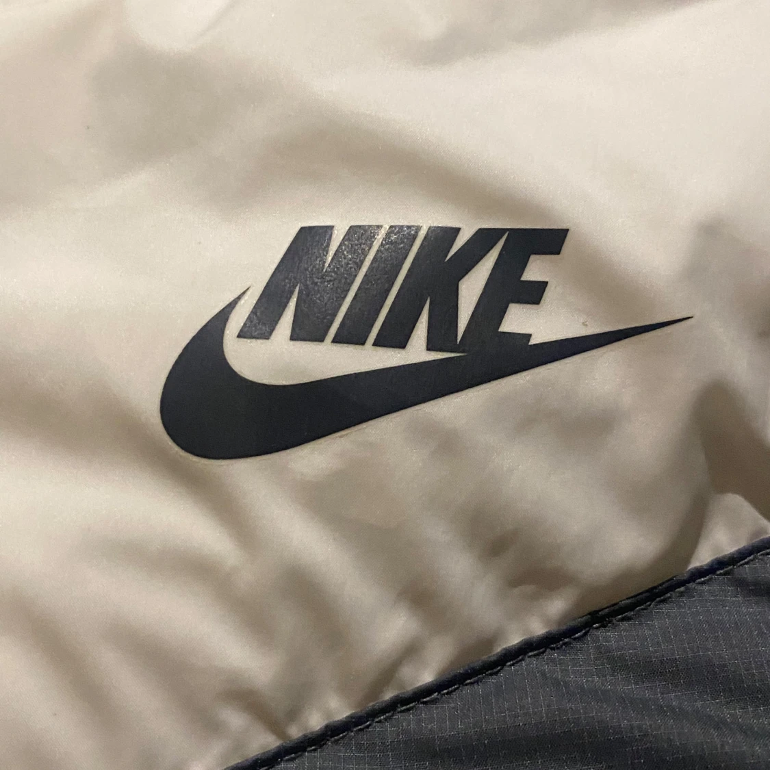 Nike pufferjacka för pojkar för bra pris - 3