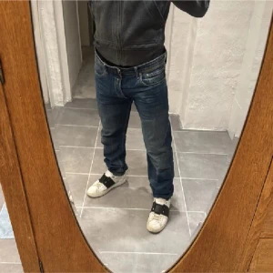 Replay jeans  - Ett par snygga byxor från Replay i storlek W32 L32 i modellen donny  