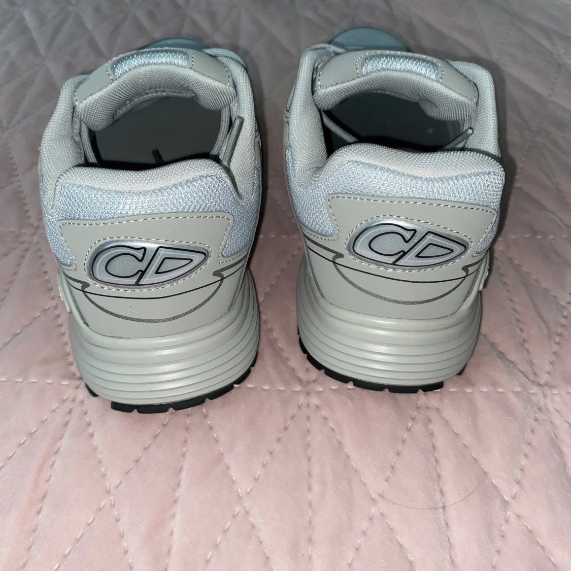 ✨ Grå sneakers b30 - 2