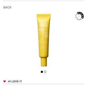 Dr. Pawpaw 4-i-1 Face Serum - Dr. Pawpaw Your Gorgeous Skin 4-i-1 face serum med papaya, hyaluronsyra, bakuchiol och vitamin C. Kommer i en gul tub och förpackning. Perfekt för dig som vill boosta huden med fukt och glow. Vegansk formula och lätt att applicera.