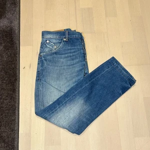Dondup Jeans - Skick: 8/10 Nypris: 2499 Storlek: W31