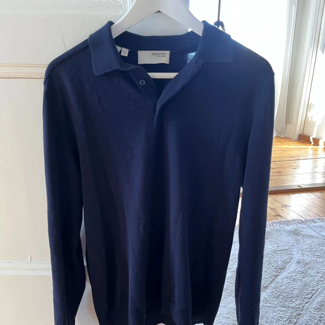 Marinblå långärmad pikétröja från selected homme  - 1