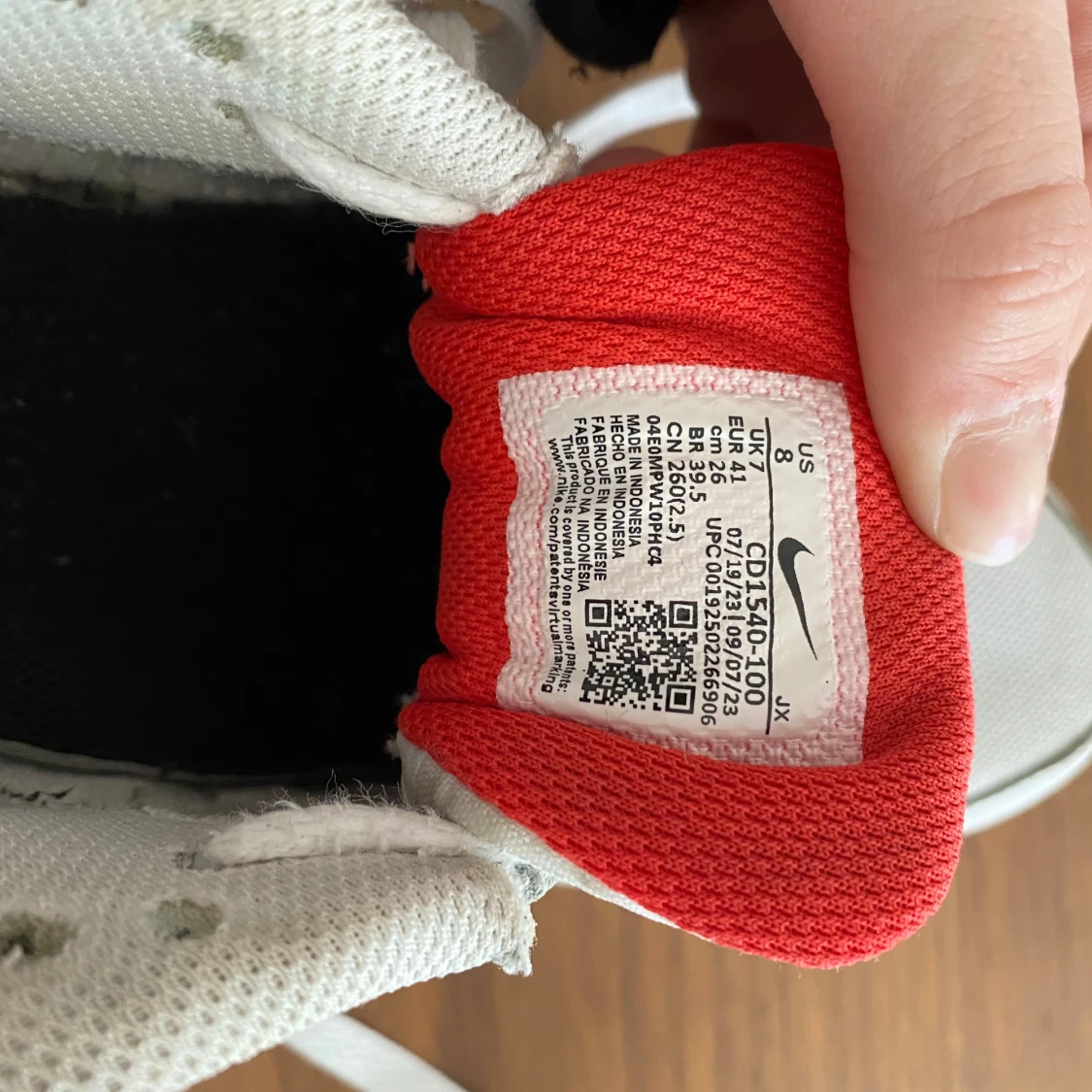 Nike Air Max sneakers i vitt och rött - 4