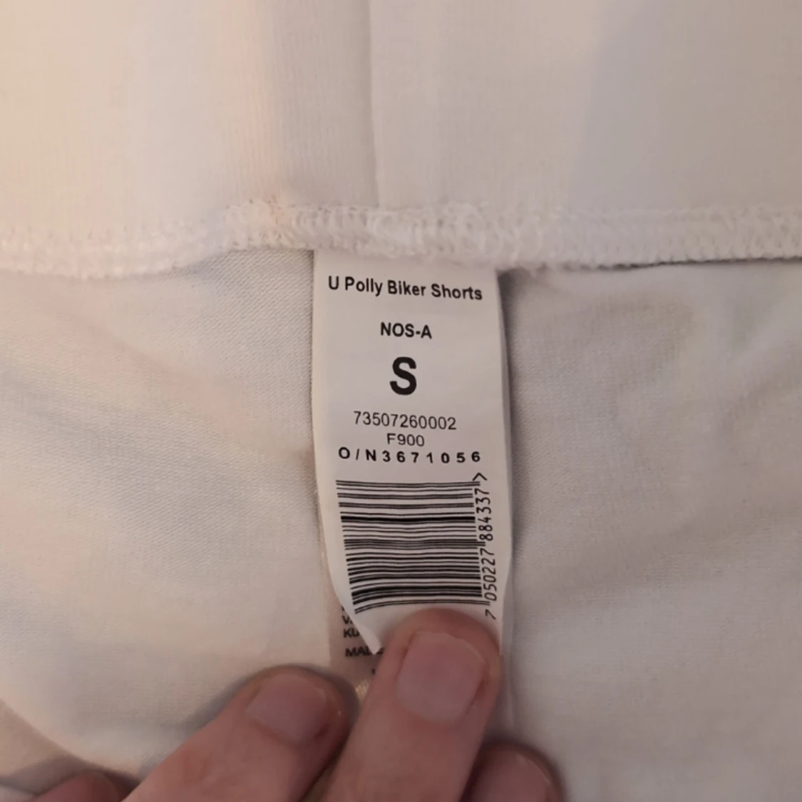 Vita biker shorts U Polly, stl S och en bh  - 1