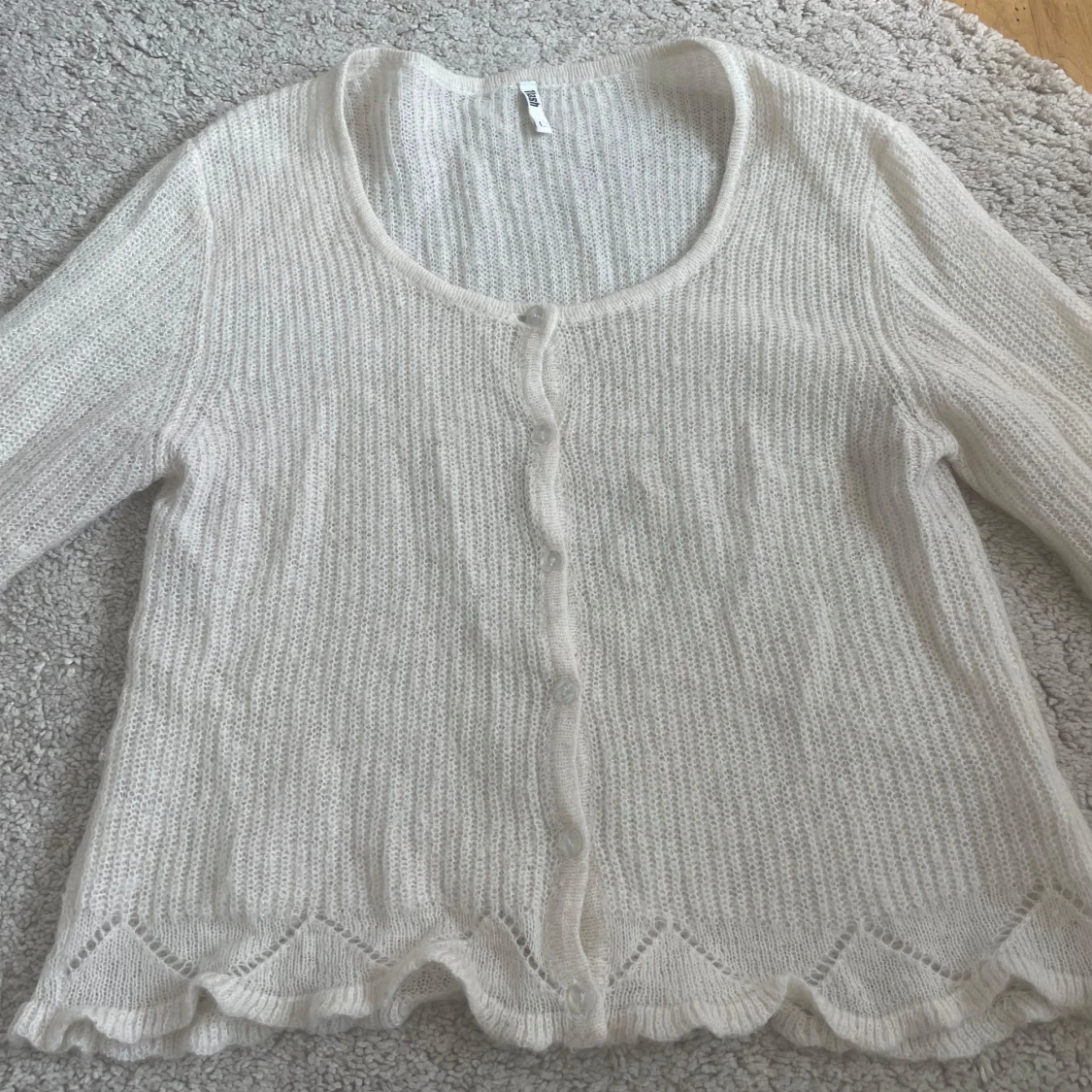 Vit stickad kofta - 2