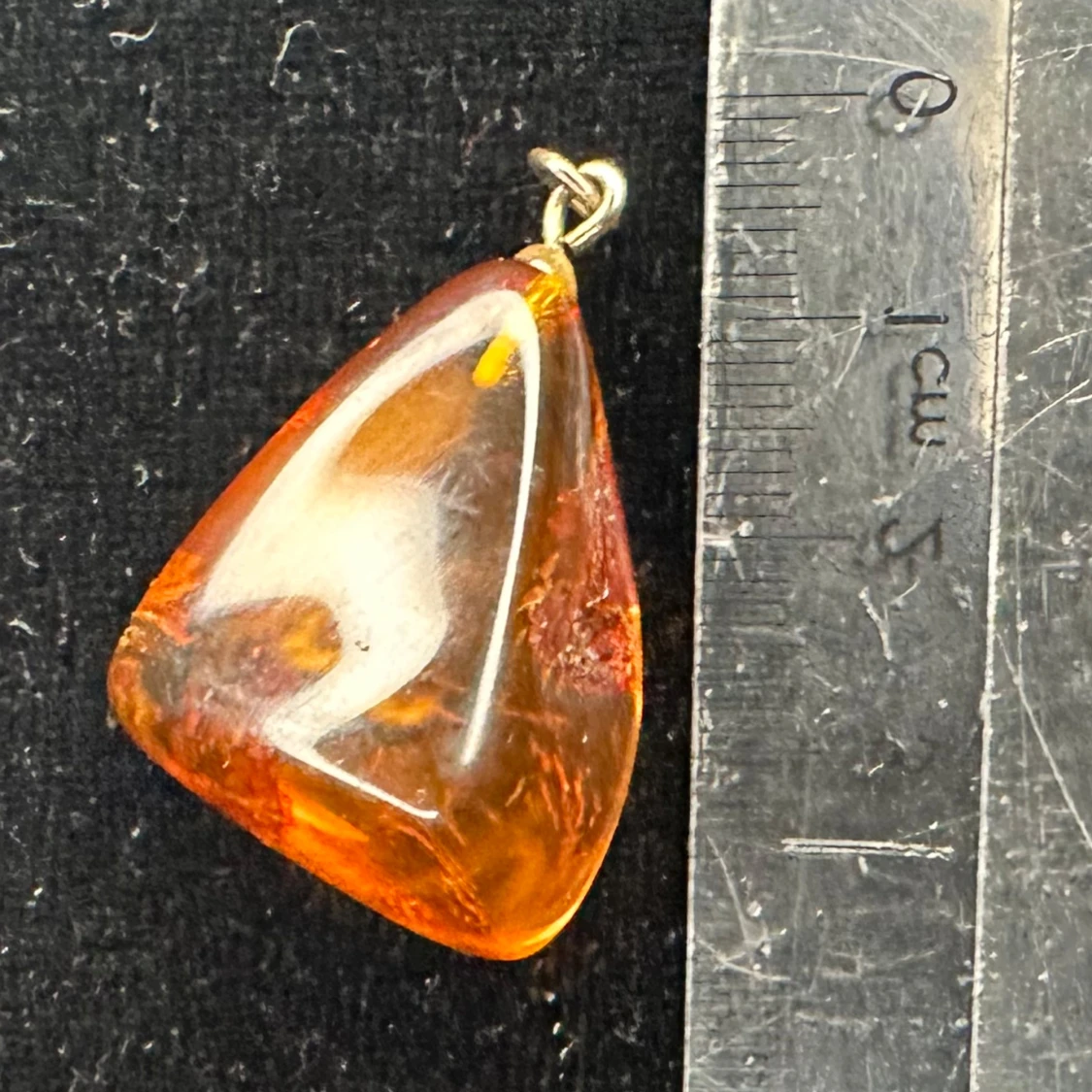 Vackert vintage hänge med äkta baltisk bärnsten i varma honungstoner - Retro - 50-tal 60-tal - Ädelsten - Natursten - 2