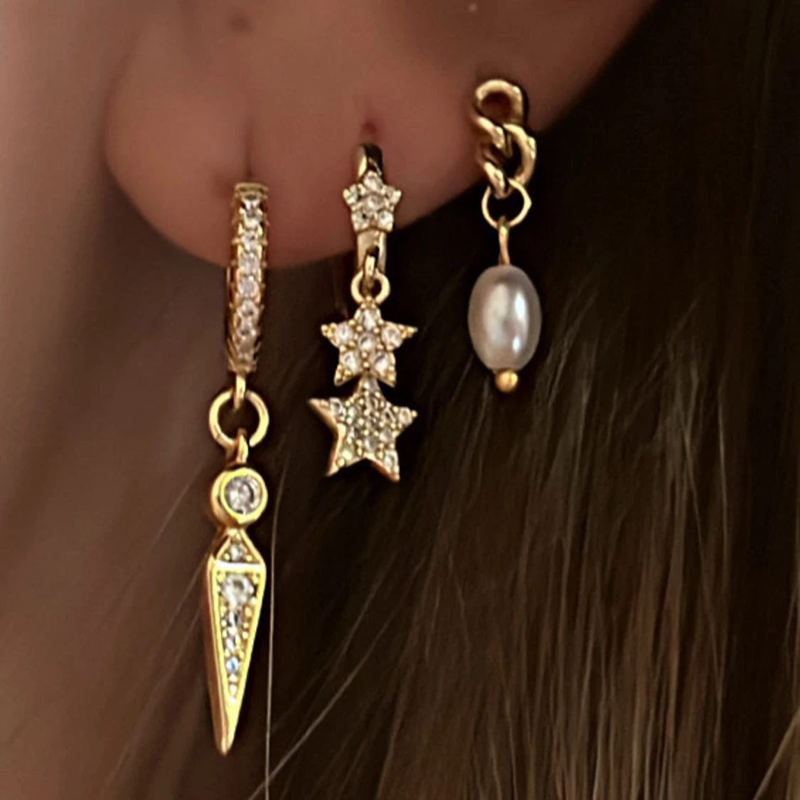 Rostfria Örhängen  - 90